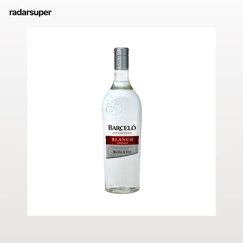 BARCELÓ Ron blanco añejado, producido en República Dominicana botella de 75 cl.