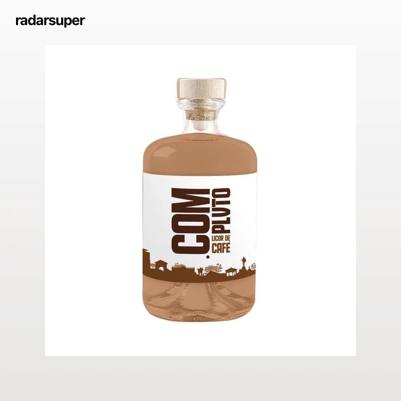 COMPLVTO Licor de café con alcohol, elaborado y embotellado en la Comunidad de Madrid COMPLVTO botella de 70 cl.