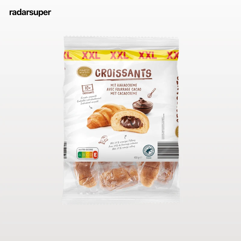 Croissants con crema de cacao y avellanas XXL