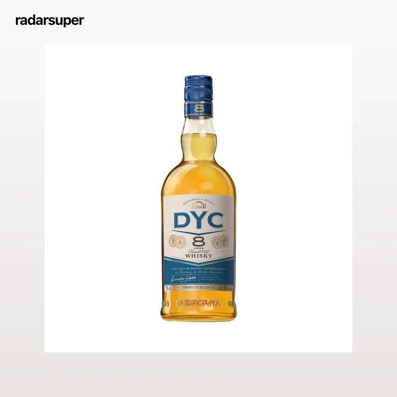 DYC Whisky finest old nacional 8 años botella 70 cl.