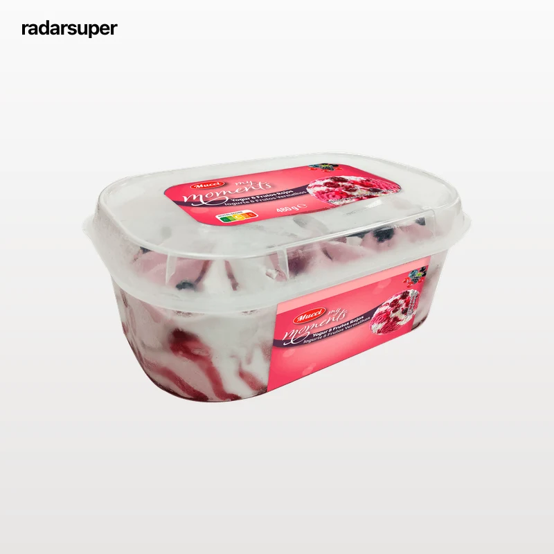 Helado de yogur con frutos rojos