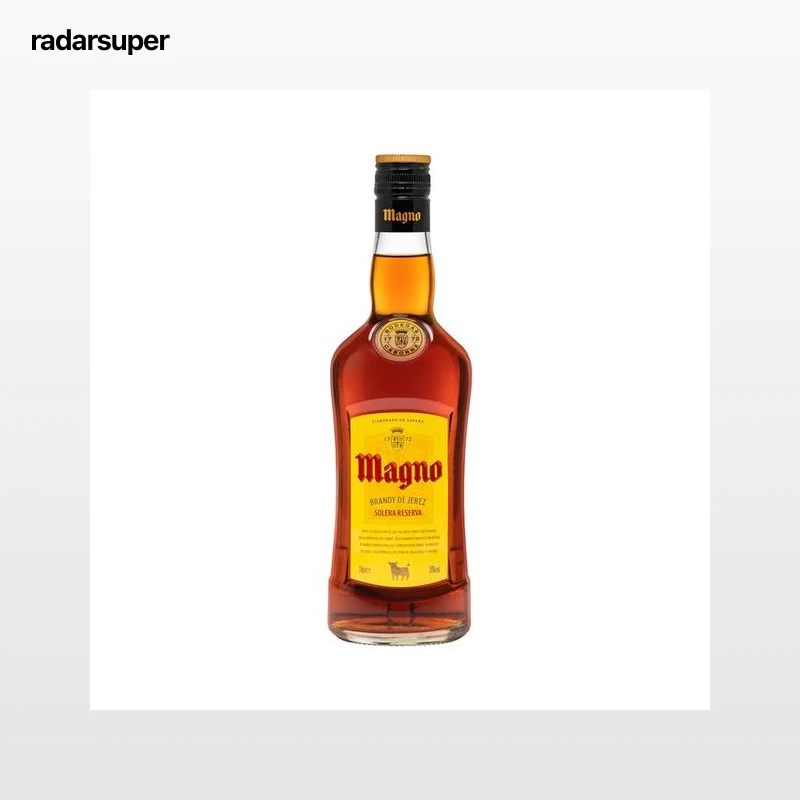MAGNO Brandy de Jerez solera reserva MAGNO botella de 70 cl.