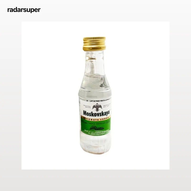 MOSKOVSKAYA Vodka blanco de triple destilación botella de 5 cl.