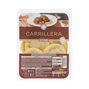 Pasta fresca girasoles rellena de carrillera y puré de patata