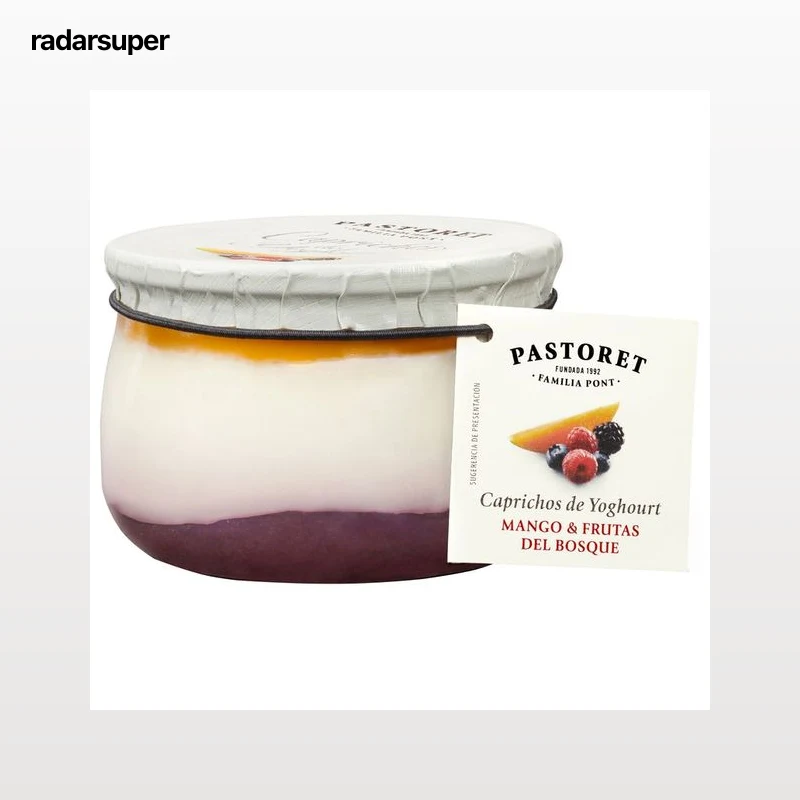PASTORET Caprichos de yogur Yogur griego cremoso natural azucarado, con mango y frutas del bosque 150 g.