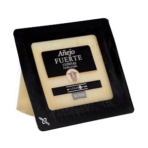 Queso añejo fuerte de oveja Hacendado cortado en cuñitas