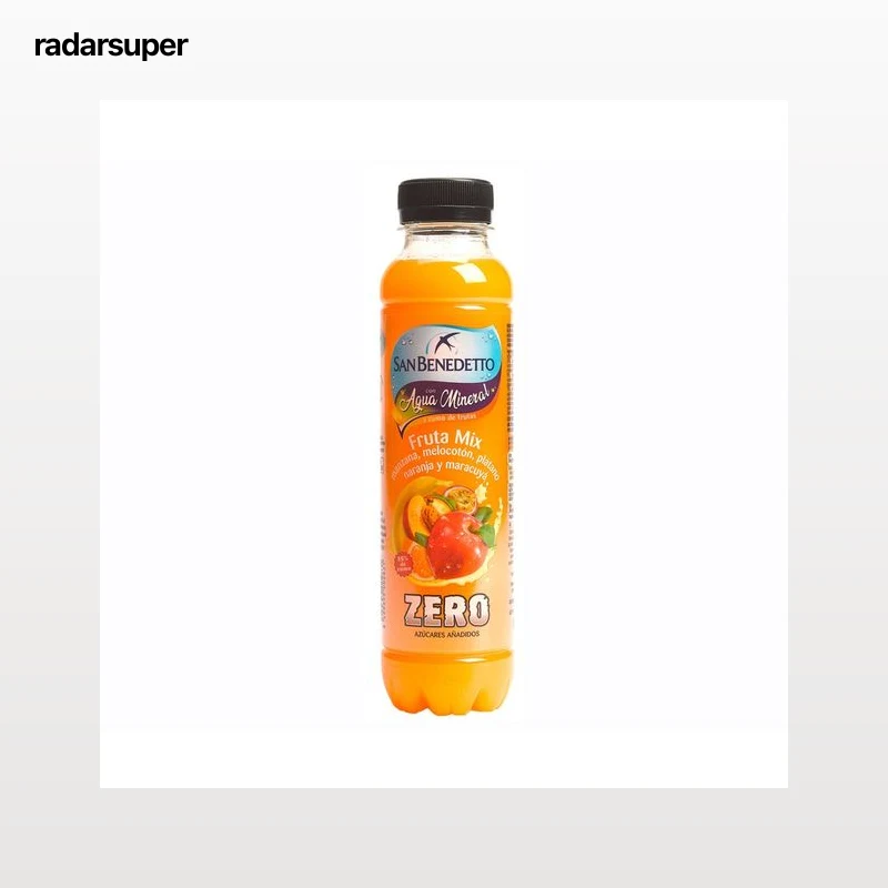 SAN BENEDETTO Refresco de agua mineral con zumo de frutas botella 40 cl.