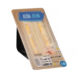 Sándwich atún y huevo