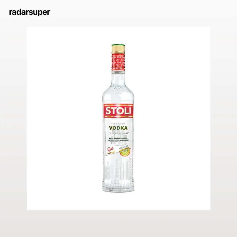 STOLI Vodka blanco de triple destilación y filtrado con carbón y arena botella de 70 cl.